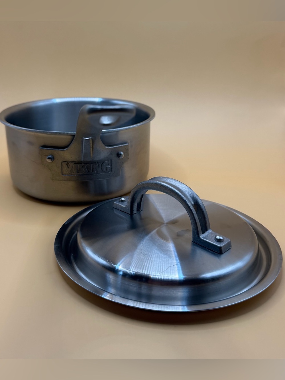 Viking Contemporary 1.5 Qt. Saucepan 3-Ply Stainless Steel Clad with Lid